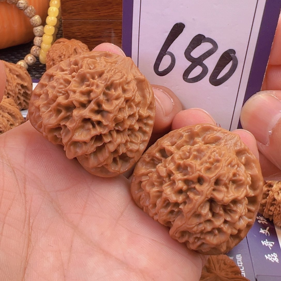 文玩核桃把件全品秦闷40尺寸680号