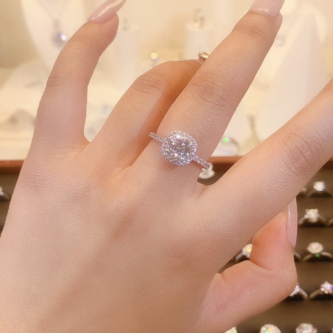 925银合成碳硅石小方糖1ct