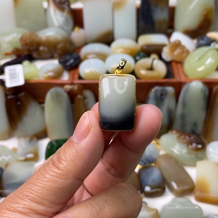 和田玉银S925镶嵌颈饰