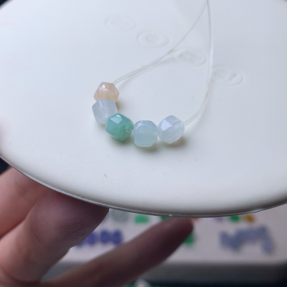 翡翠散珠天然翡翠