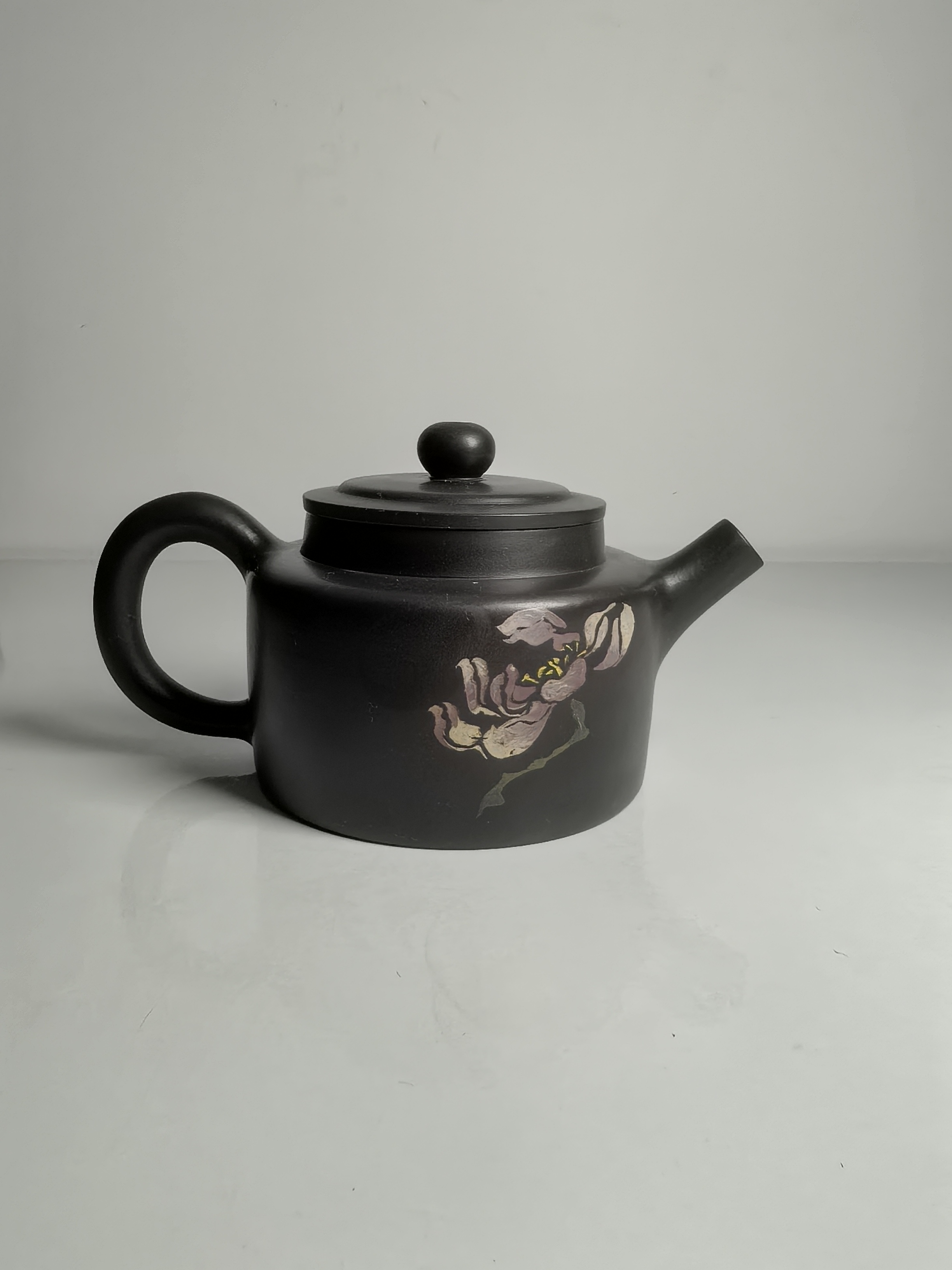 云南建水紫陶全手工拉坯绘画刻填茶壶