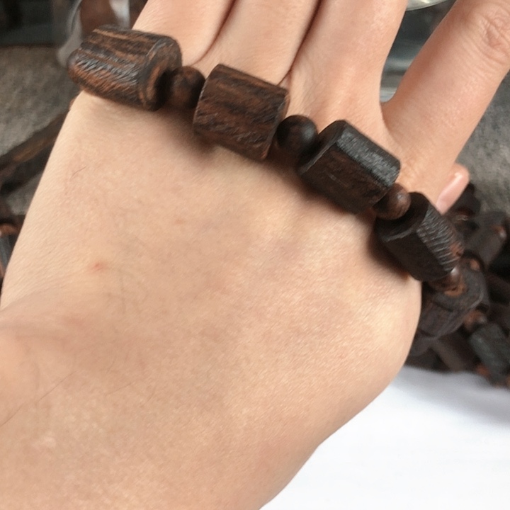 降真香手串/手链随型老东枝5a糖结麻丝原材料手串