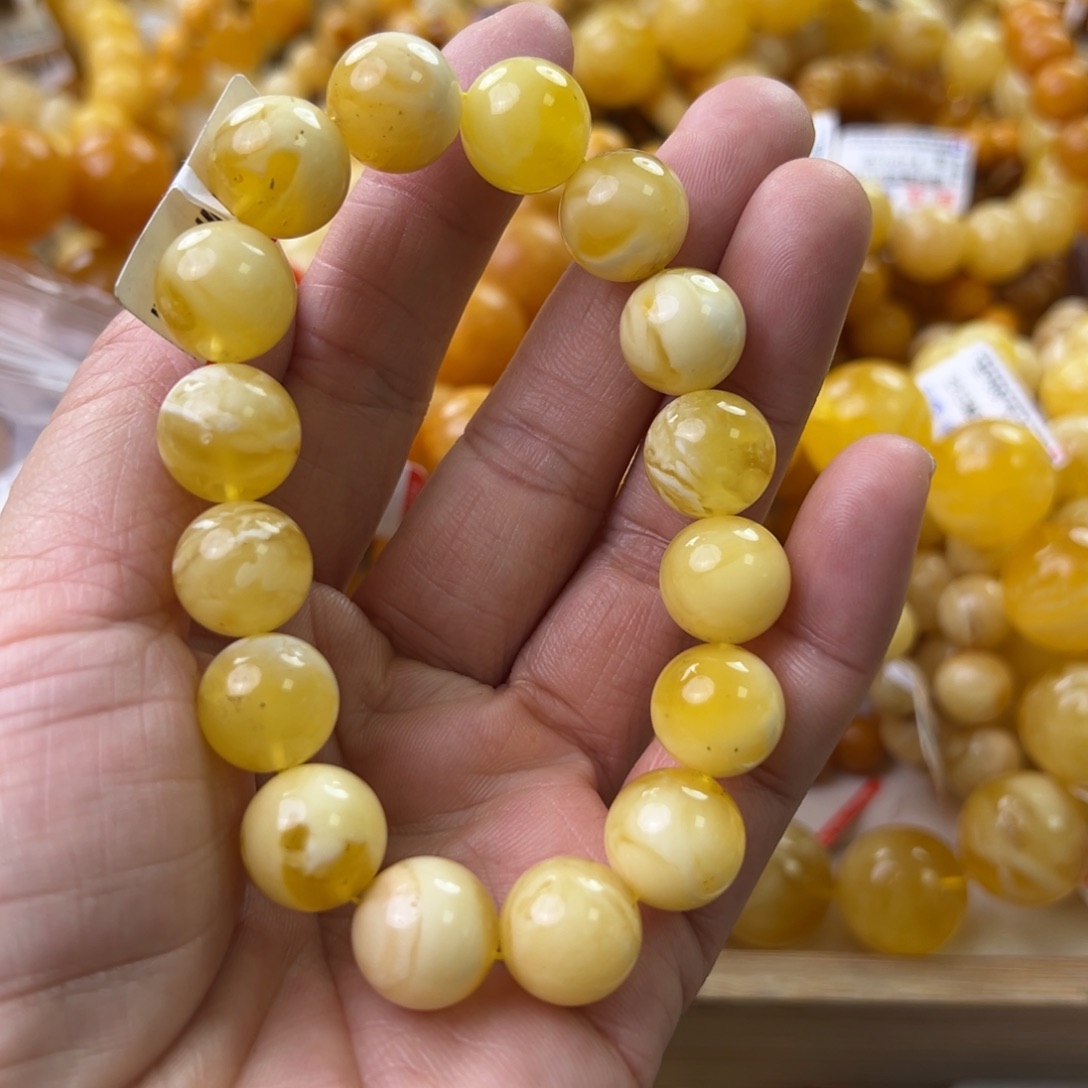 琥珀珠宝奇石未镶嵌