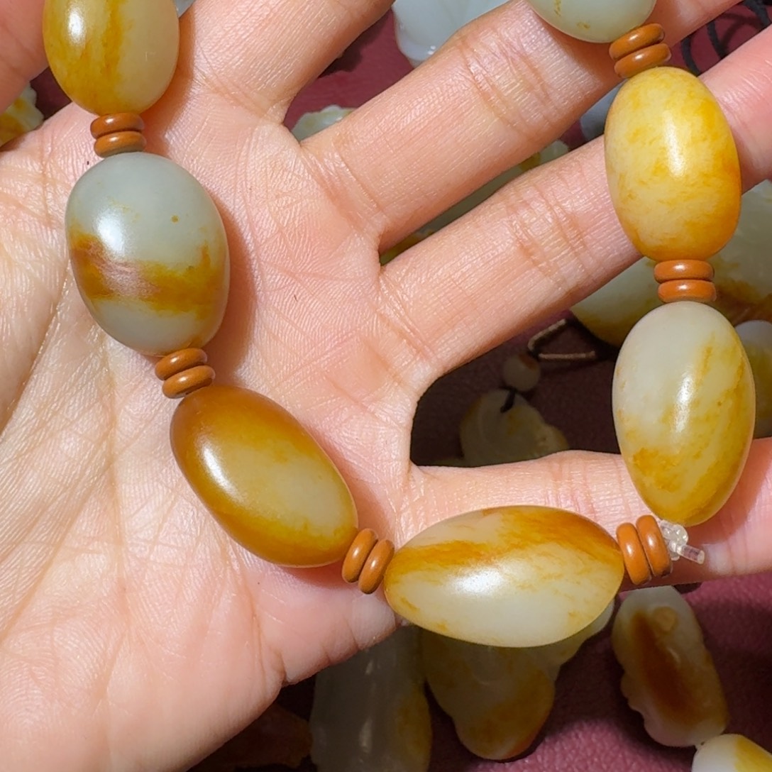 问***愧和田玉未镶嵌挂件