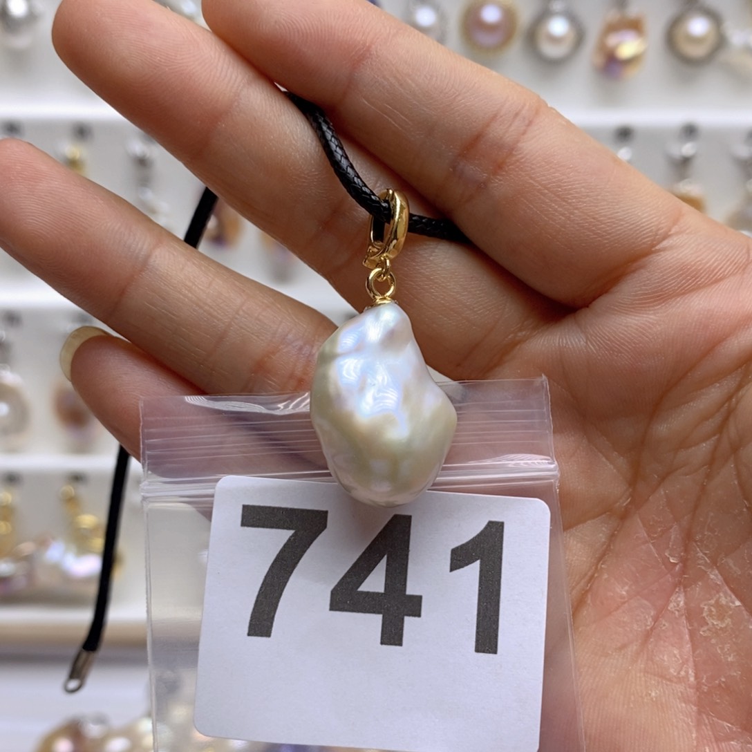 淡水珍珠颈饰银S925镶嵌741