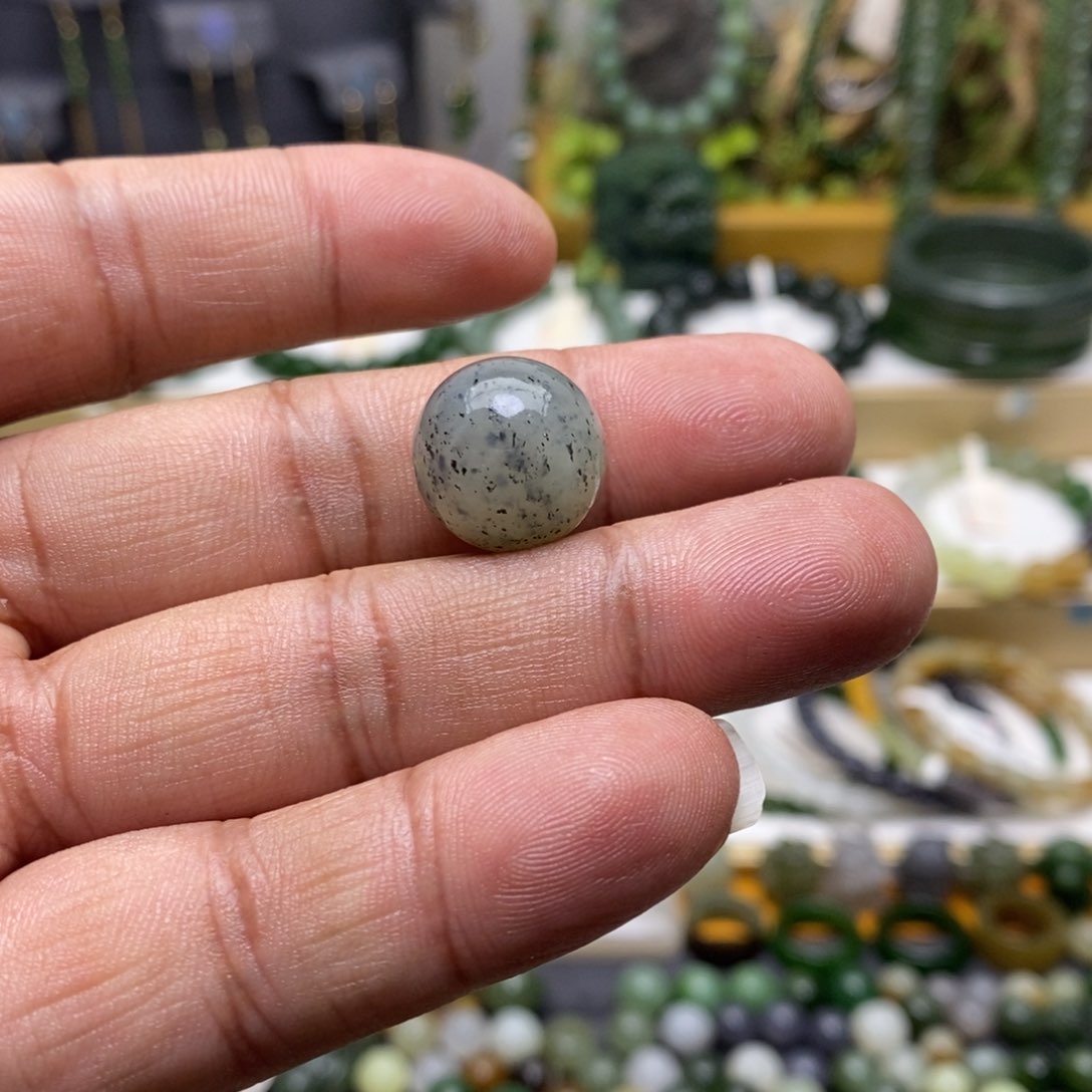 和田玉吊坠(不含链)未镶嵌周**始