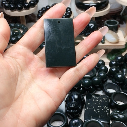 【闪购商品】未镶嵌手链和田玉