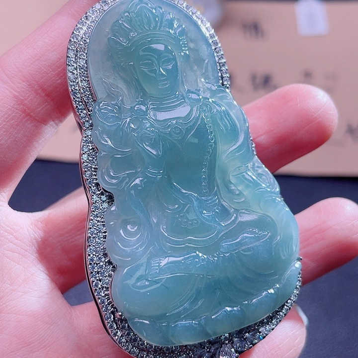 翡翠吊坠(不含链)未镶嵌