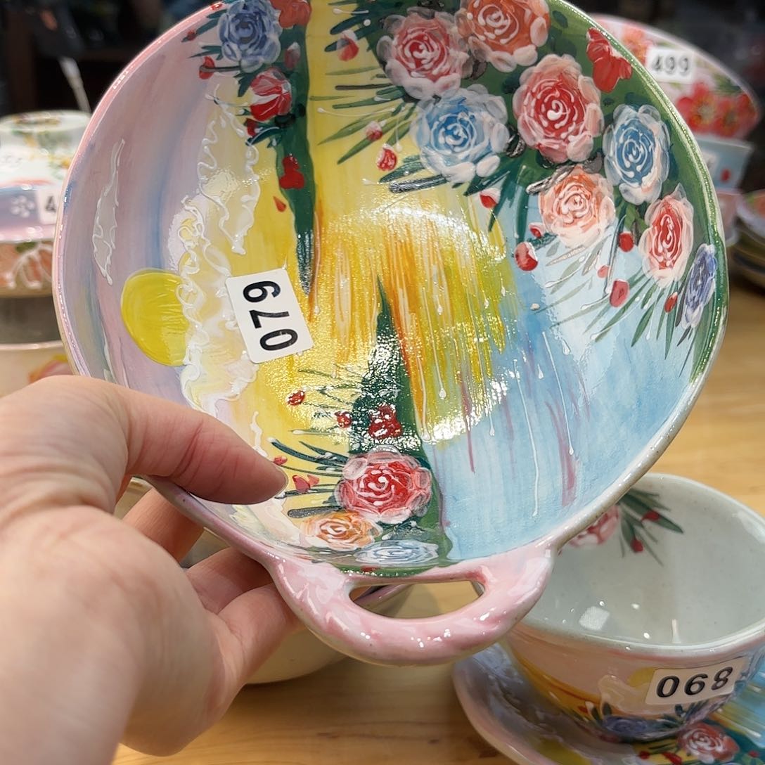 瓷片兔兔嗨起来啦哈