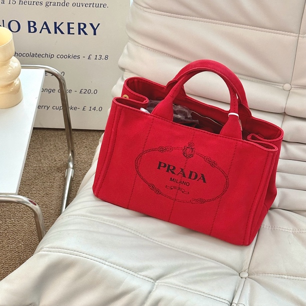 95新 Prada/普拉达 正红色中号沙滩包有肩带