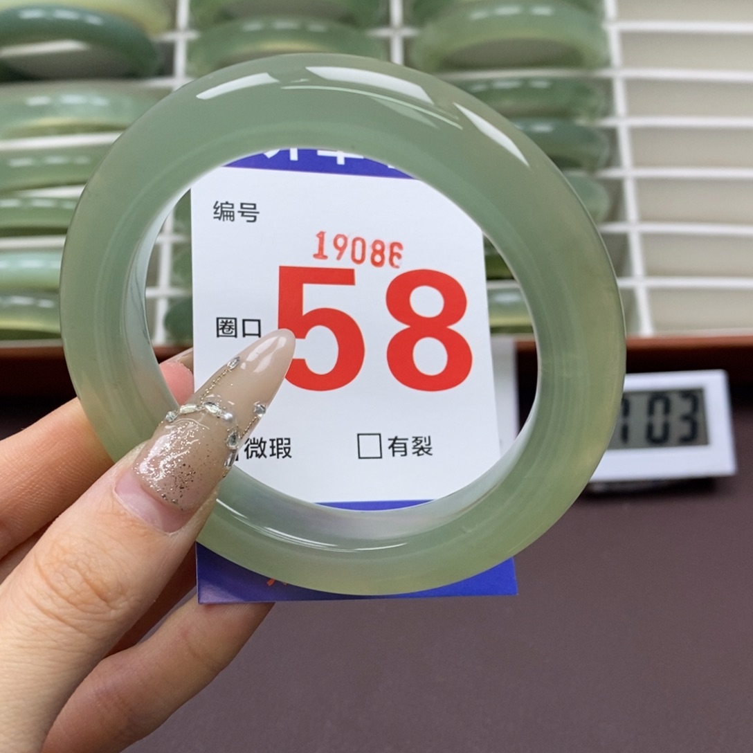 未镶嵌蛇纹石玉手镯