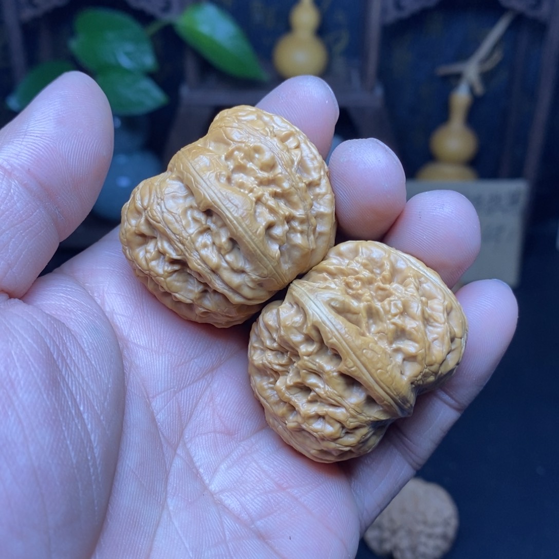 文玩核桃吊坠小*42元宝