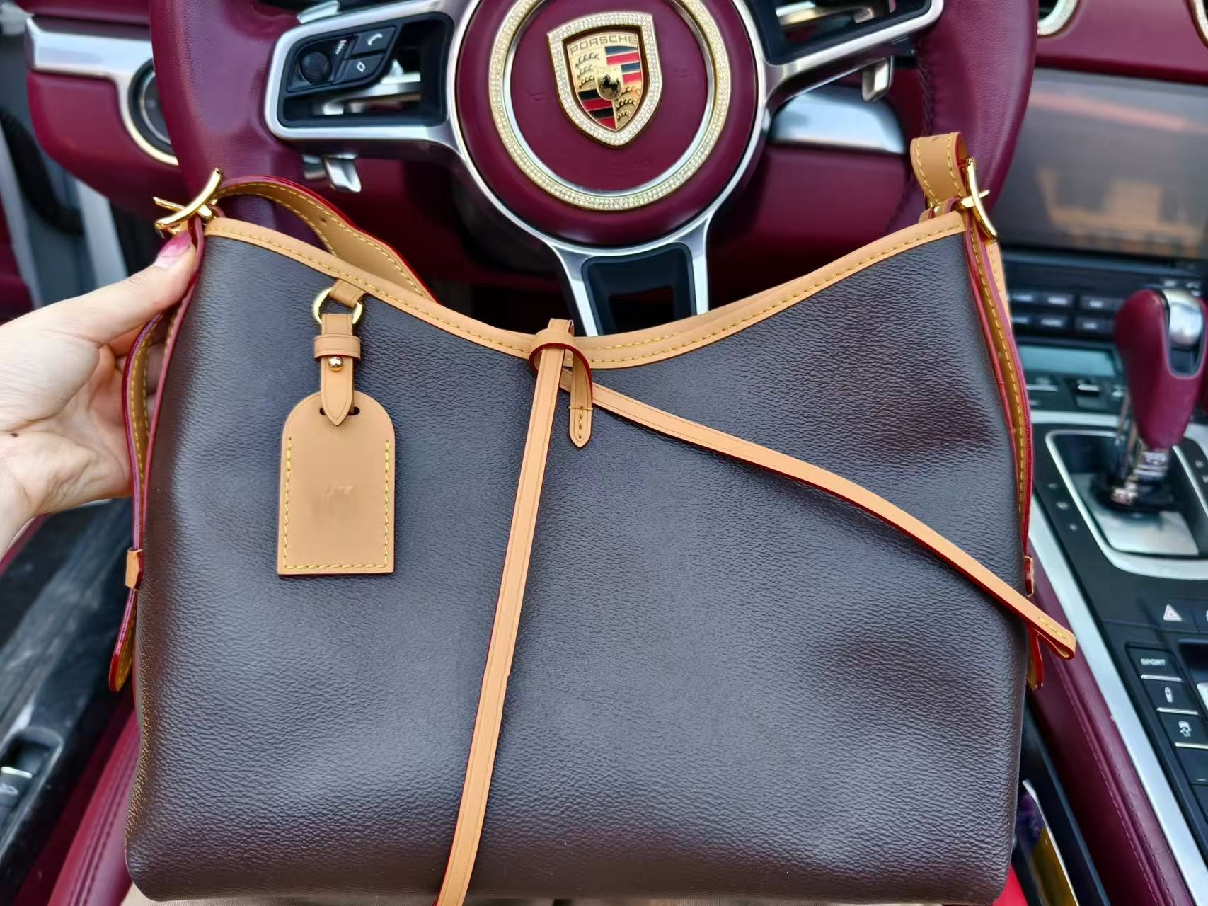 2025新款时尚包 ..