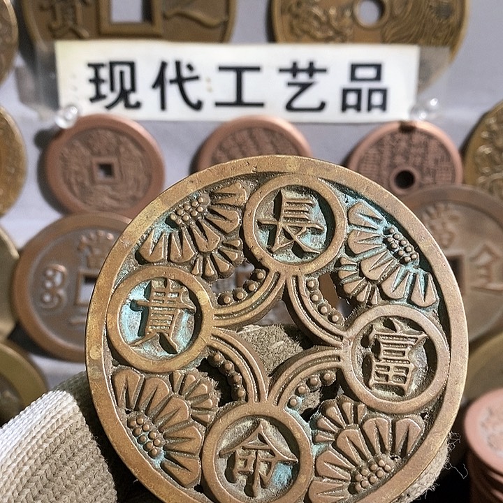 铜翻砂铸造工艺品花钱