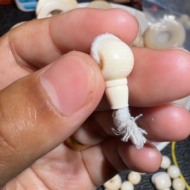 光****吊坠菩提根/象牙果