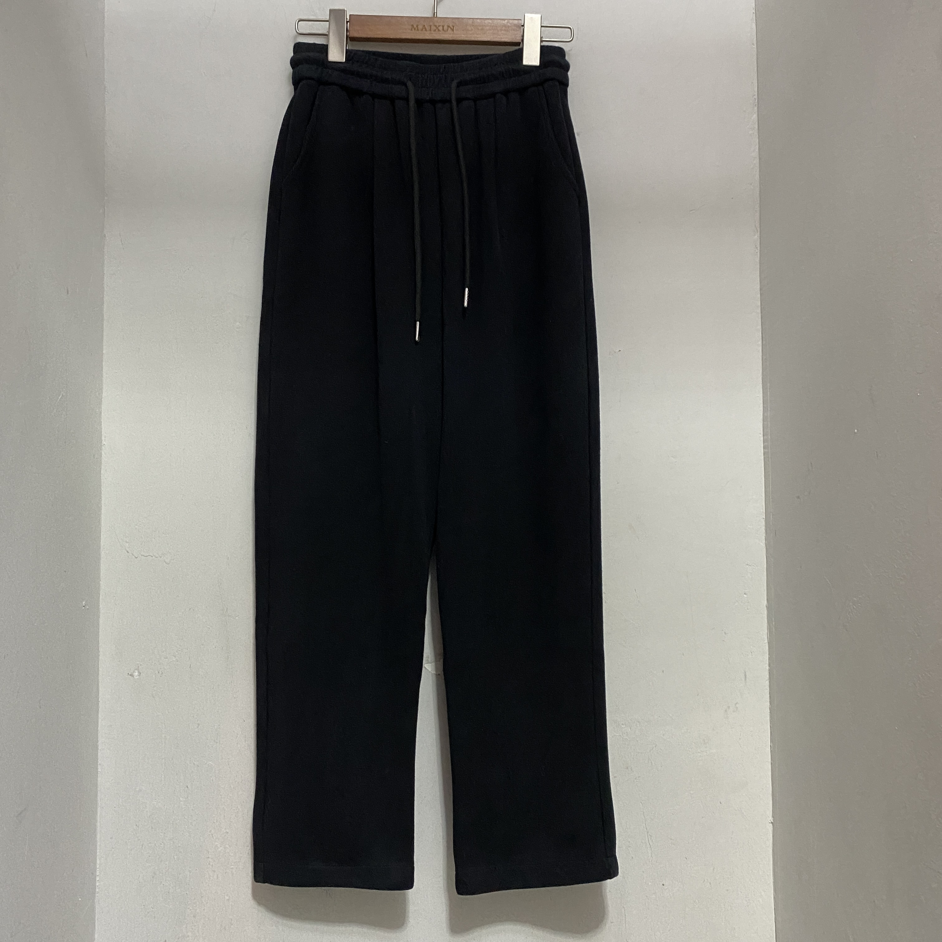 麦寻秋冬24新款KCXLQ004松紧腰抽绳宽松百搭显瘦休闲裤