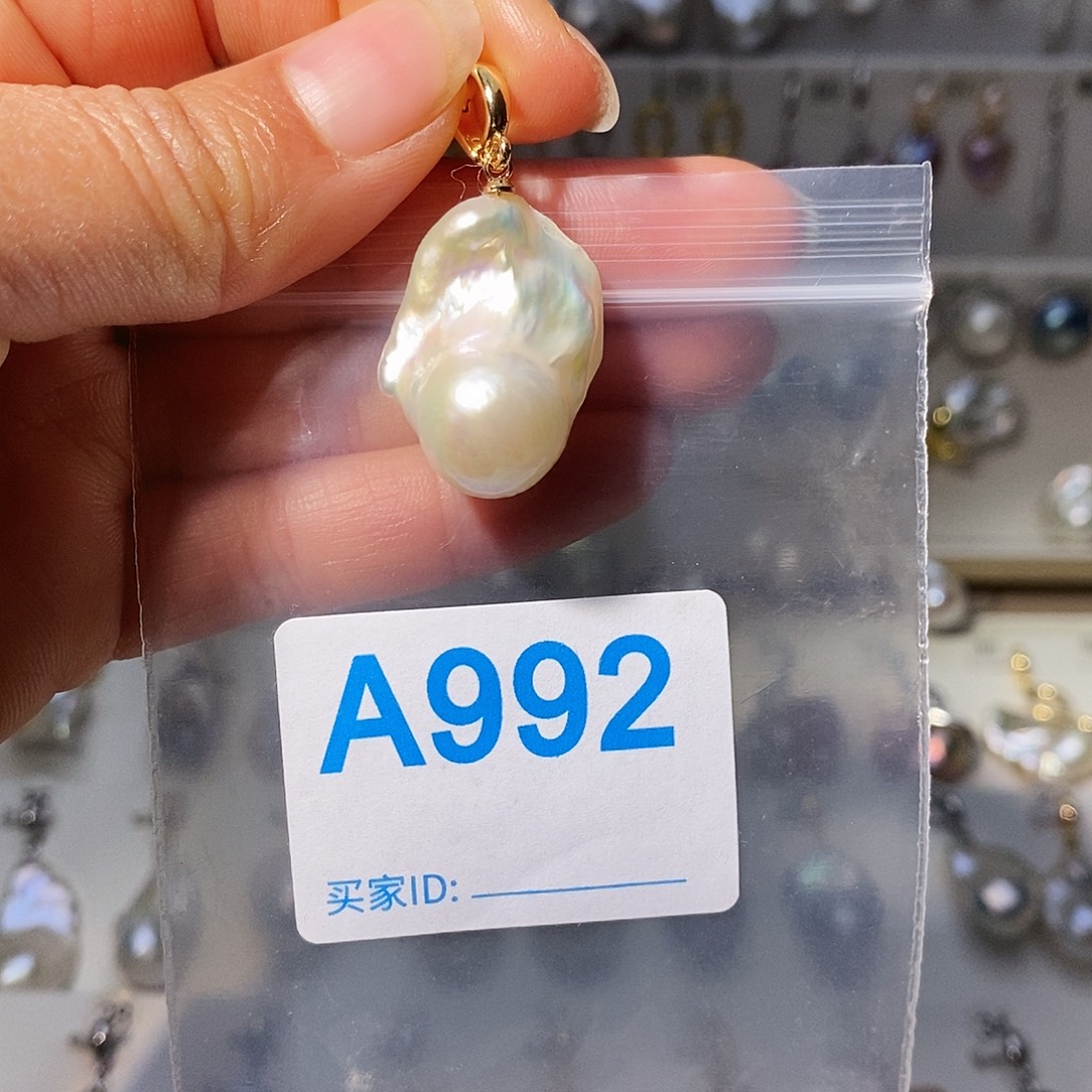 颈饰淡水珍珠未镶嵌