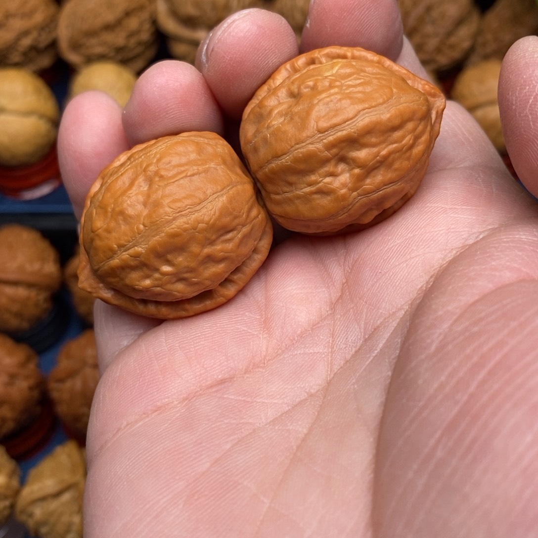 文玩核桃把件灰*手捻