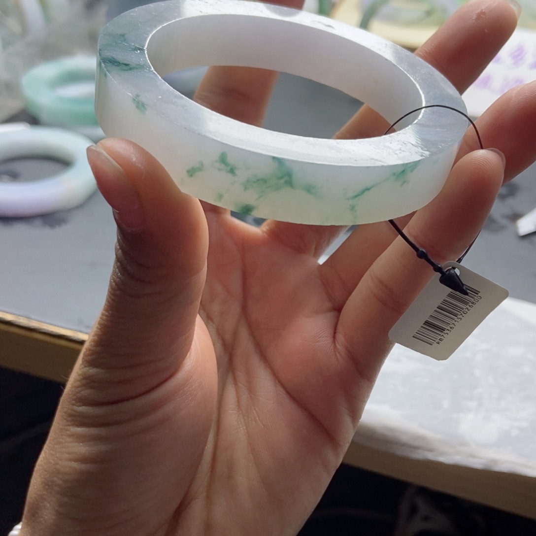 定制翡翠翡翠手镯未镶嵌