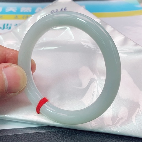 翡翠手镯未镶嵌0266号