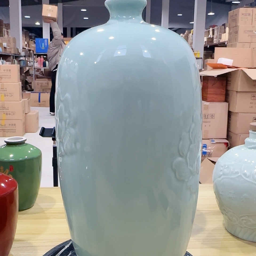 10斤装牡丹酒瓶1个微瑕