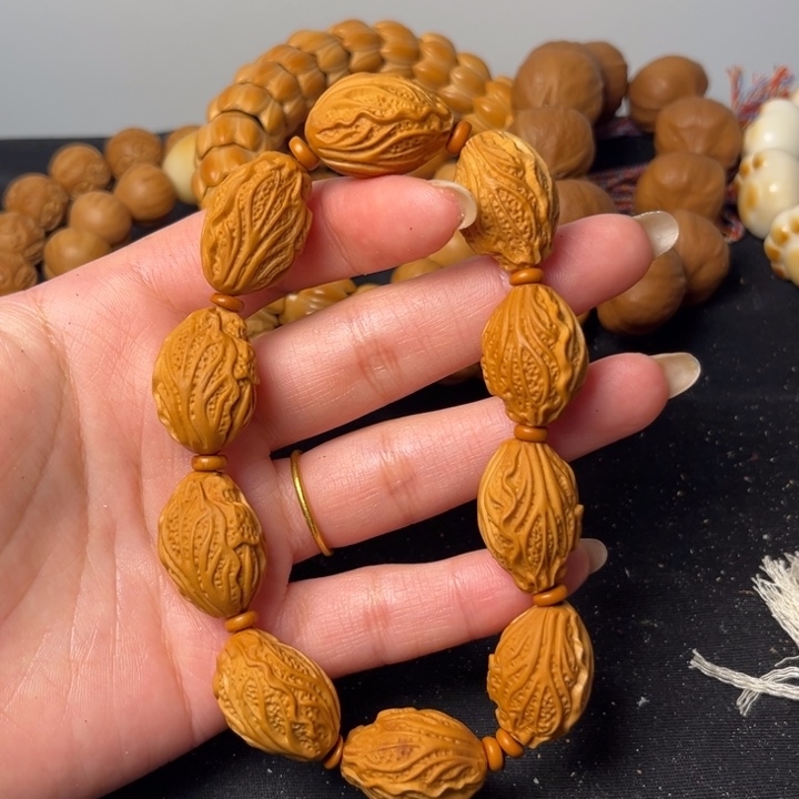 橄榄核手串白菜手串