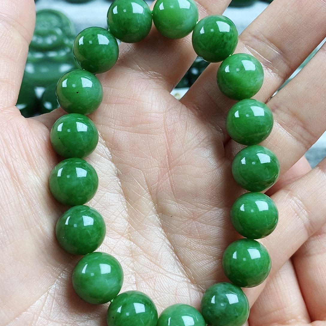 和田玉（碧玉）未镶嵌颈饰