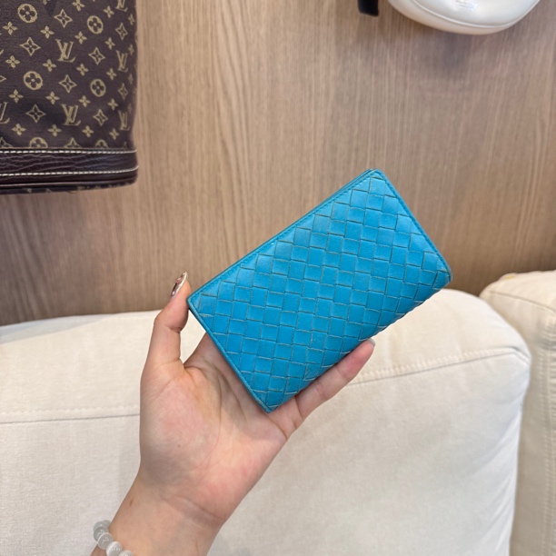 95新 BOTTEGA VENETA/葆蝶家 BXC15蓝色bv卡包男士时尚百搭女士