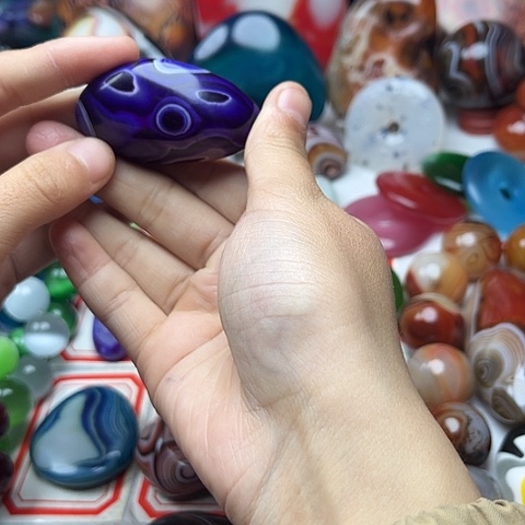 玛瑙/玉髓颈饰未镶嵌