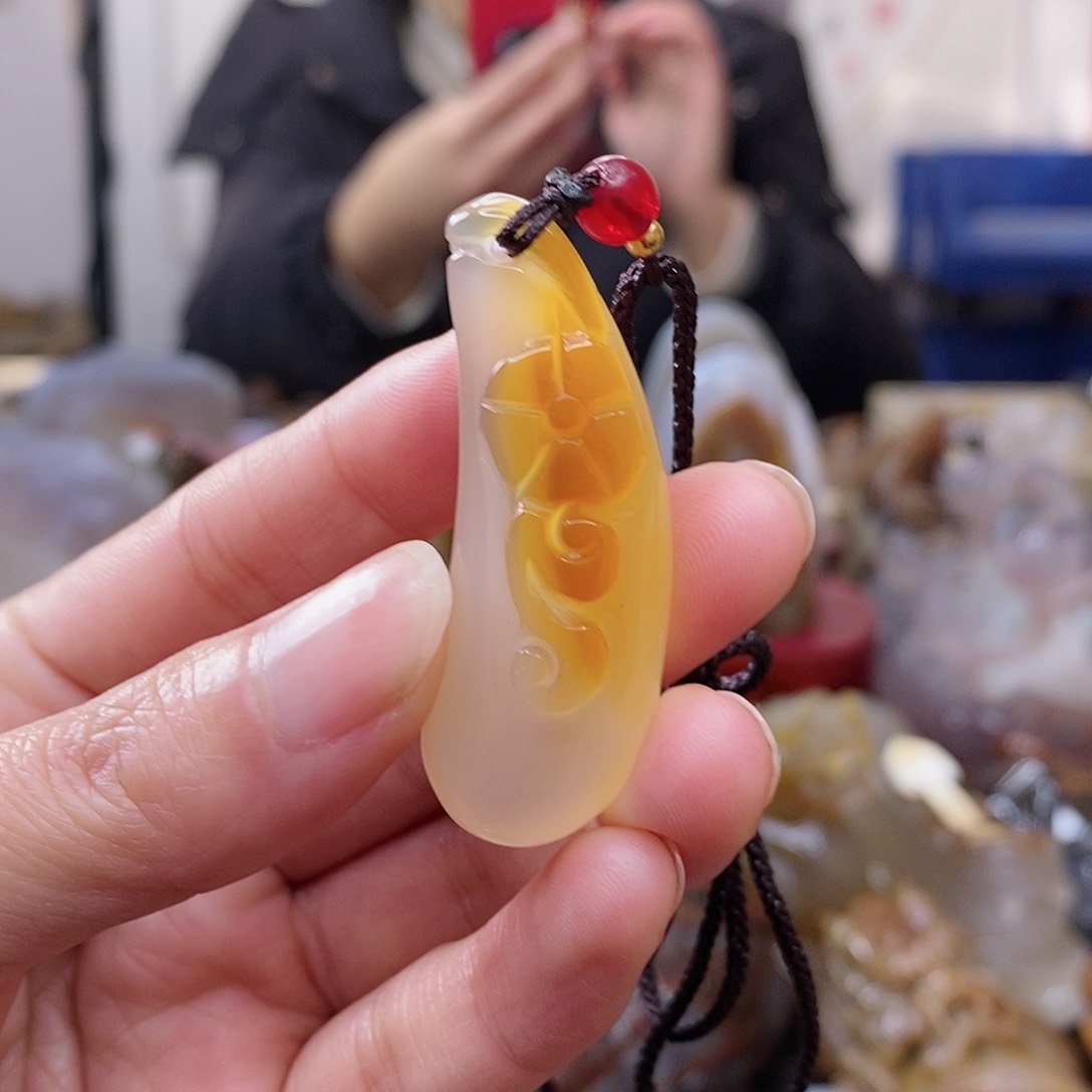 玛瑙/玉髓颈饰未镶嵌