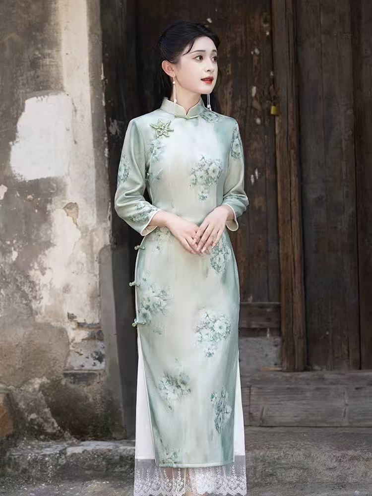 年轻款秋款『梨花意』旗袍