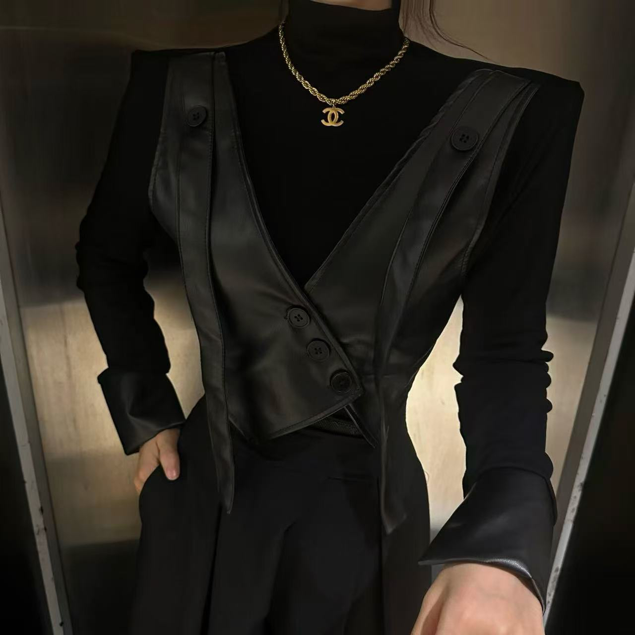 复古辣妹假两件拼接长袖t恤女秋冬新款高级洋气修身显瘦上衣
