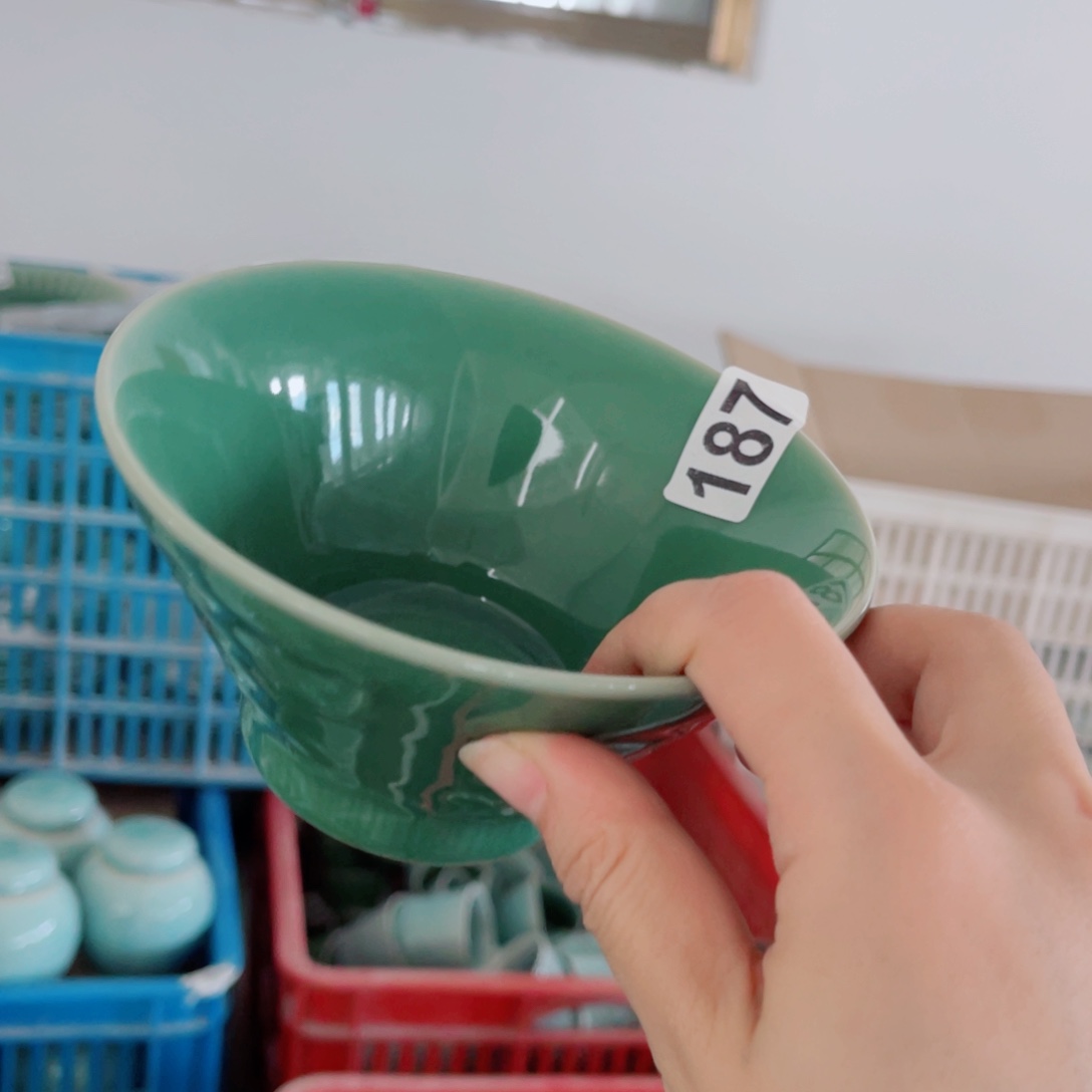 青瓷哈哈哈哈哈哈哈哈