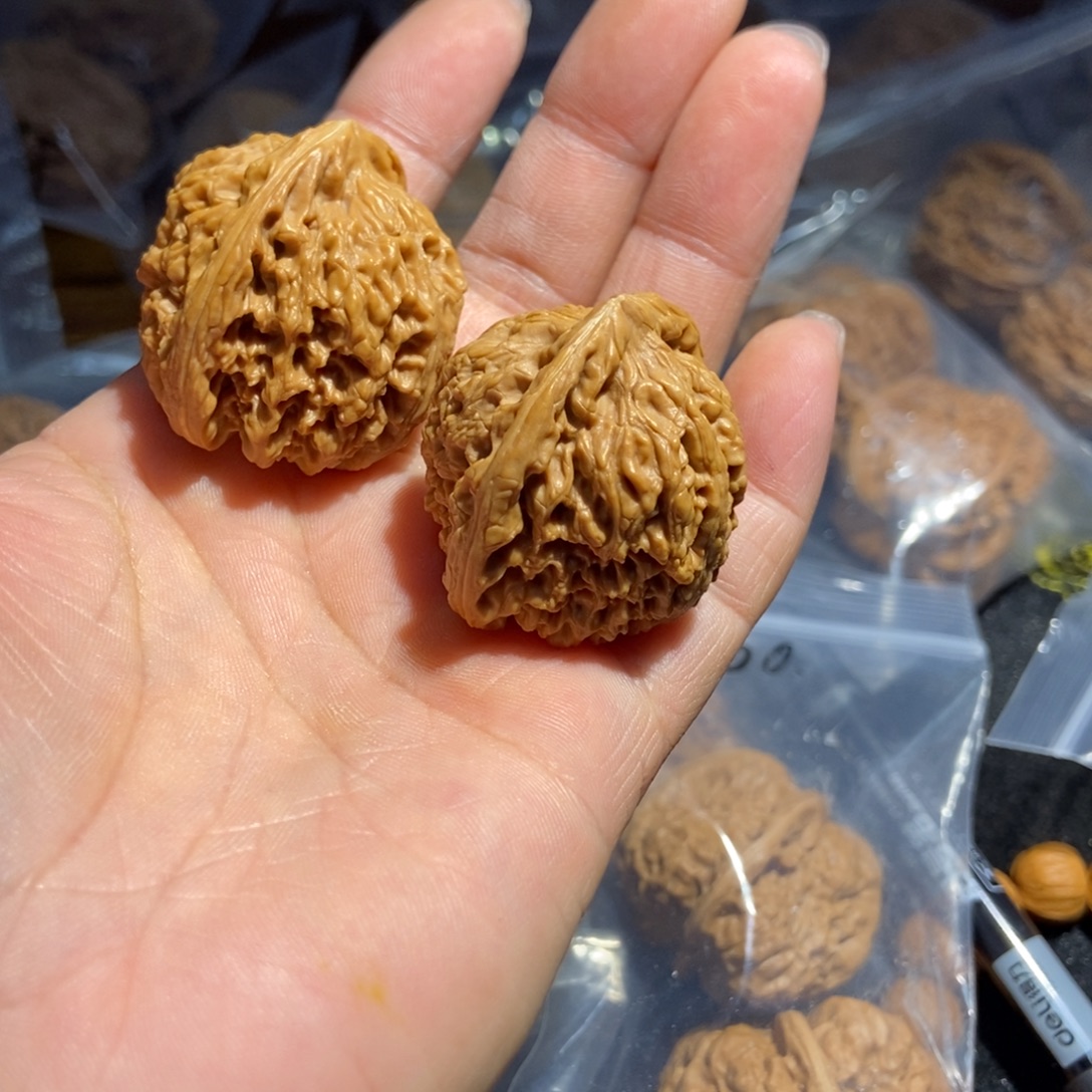 吊坠文玩核桃南疆核桃109