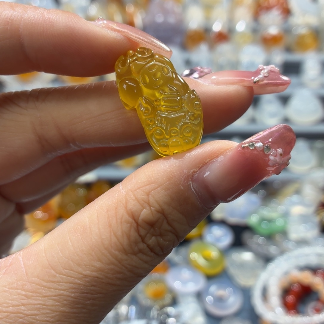 看***宝玛瑙/玉髓未镶嵌吊坠(不含链)