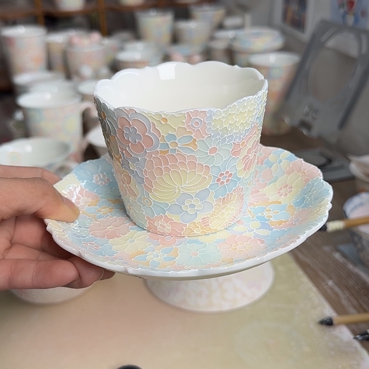 杯子瓷盘全品，杯微微瑕