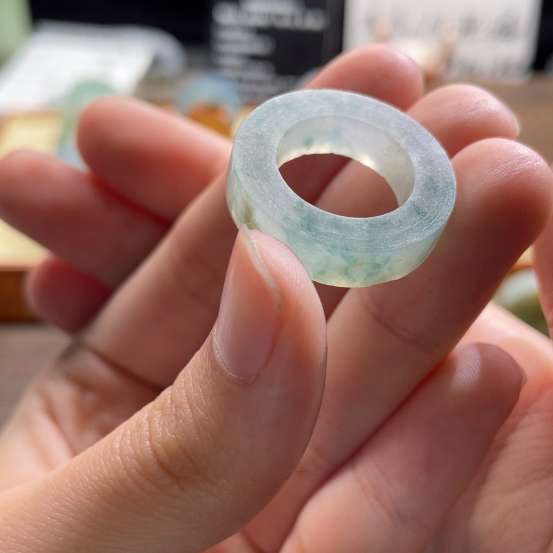 定制翡翠未镶嵌六**一翡翠戒圈 666