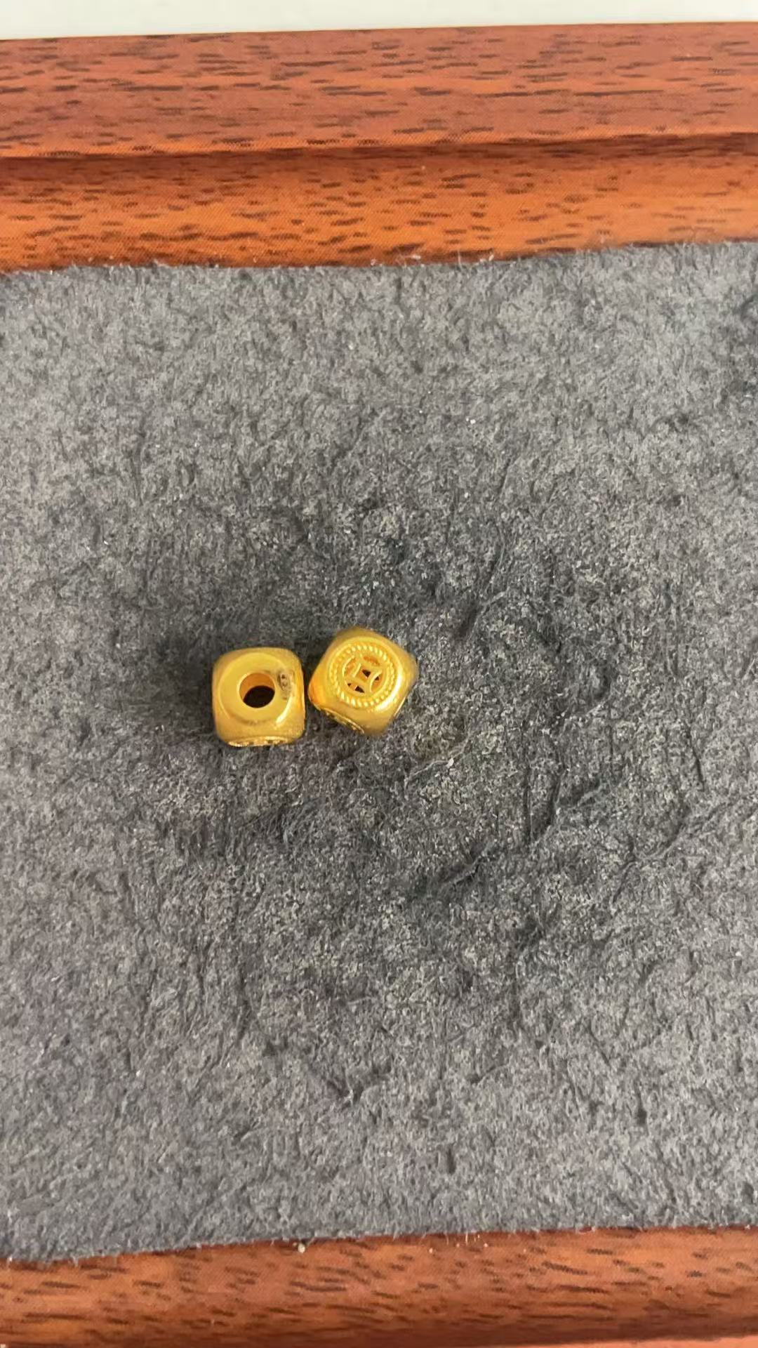 足金999 古法镂空钱币方糖