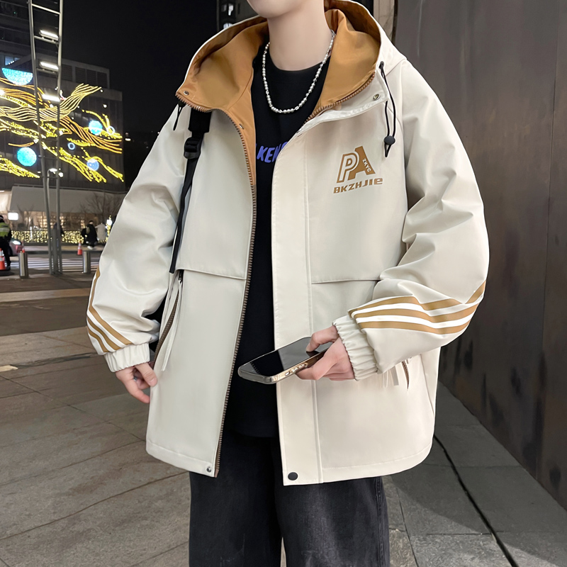 青少年外套男春秋季2025新款潮流初中高中学生男孩帅气夹克上衣服