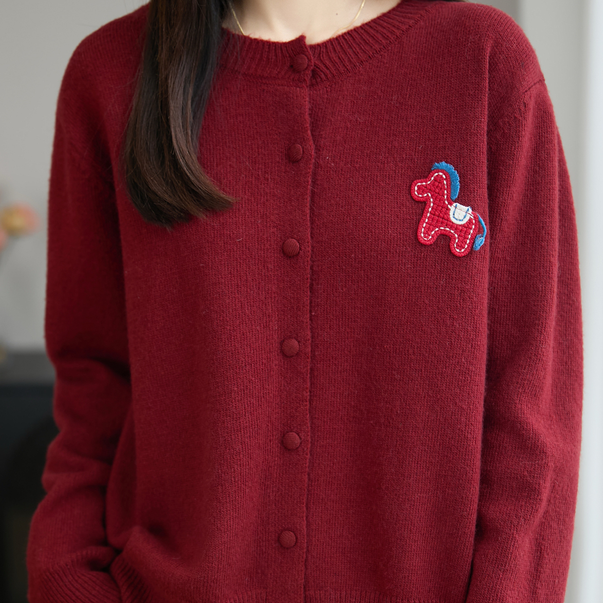 韩系小马刺绣毛衣外套女2025新款秋冬宽松百搭针织开衫氛围感2171