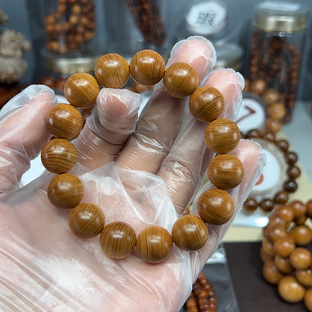 柏木（崖柏）1.5红油料蚕丝纹