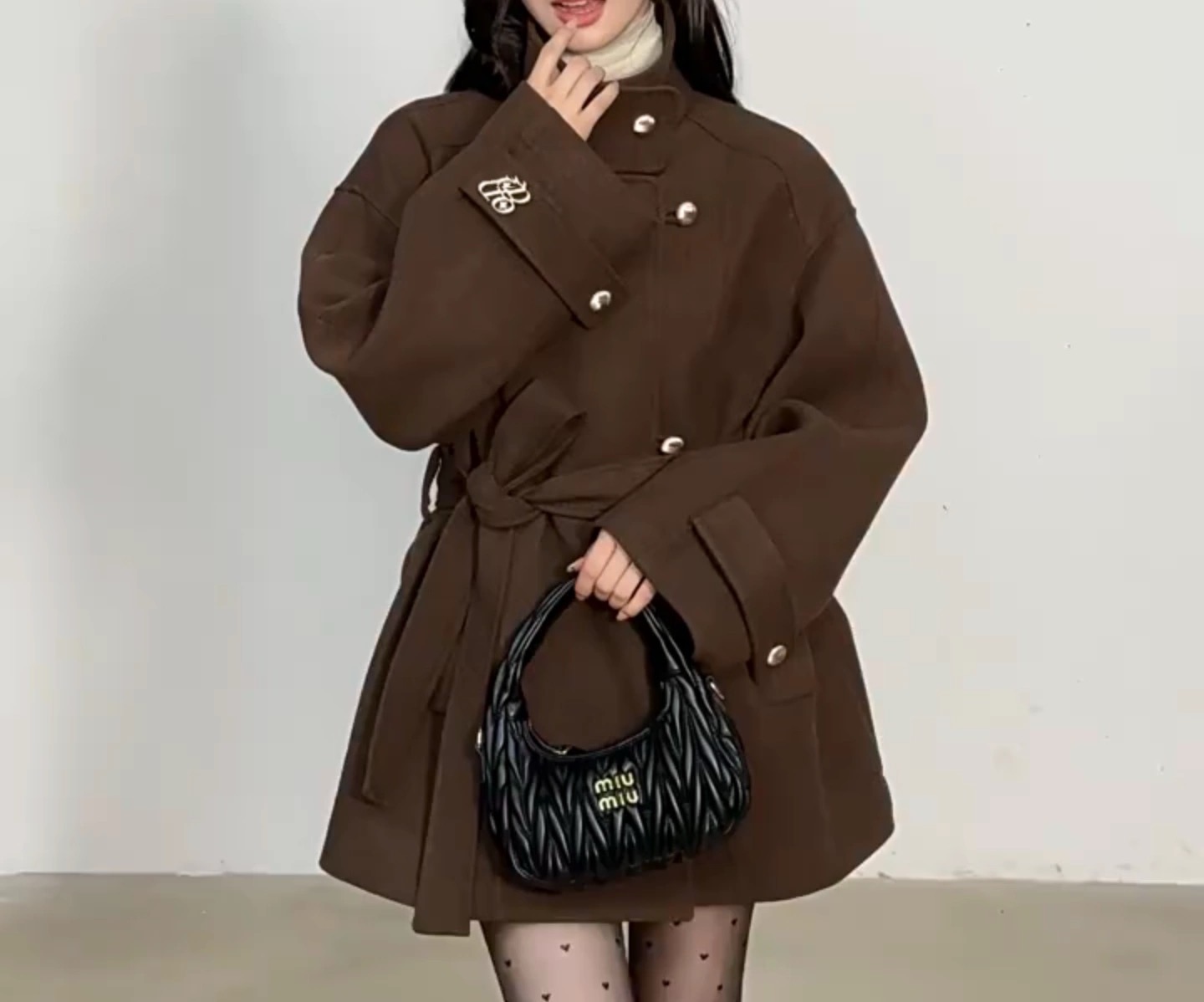 韩系赫本风棕色毛呢外套女2025秋冬季新款系带收腰高级感呢子大衣