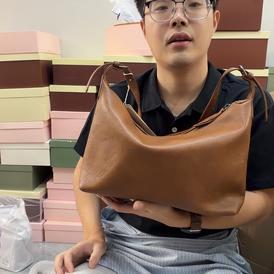 绵羊皮（革）牛剖层皮革羊皮（革）