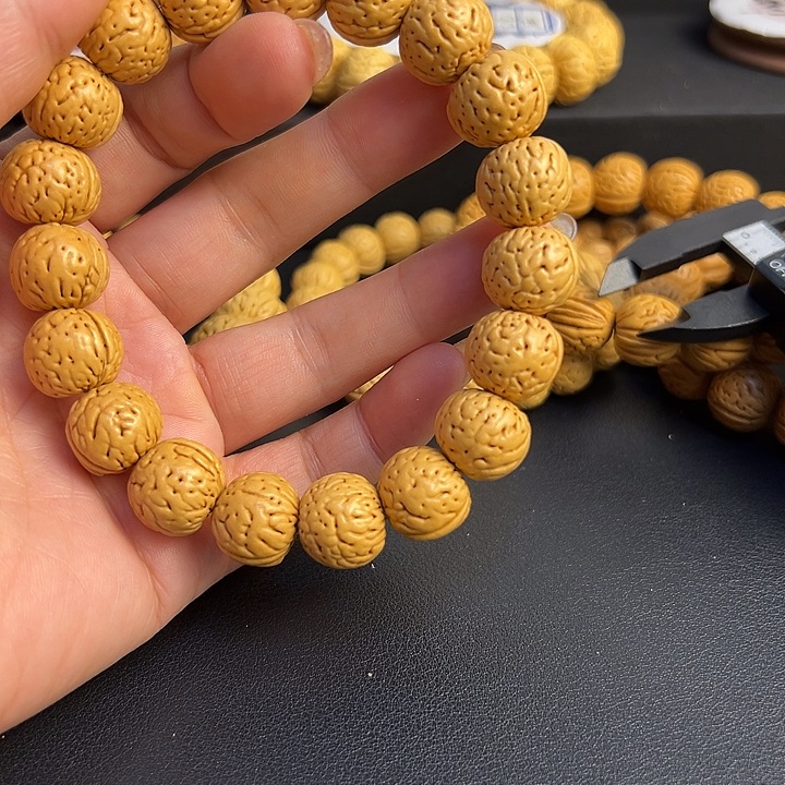 L***坤桃核吊坠精品桃核一物一图