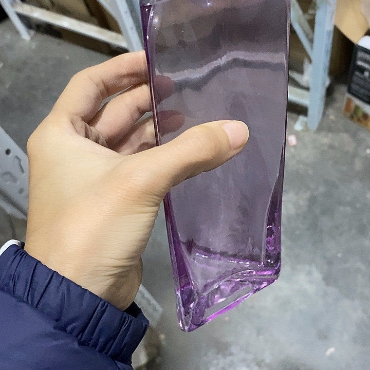闪***电玻璃瑕疵不退7.5x18手工测量