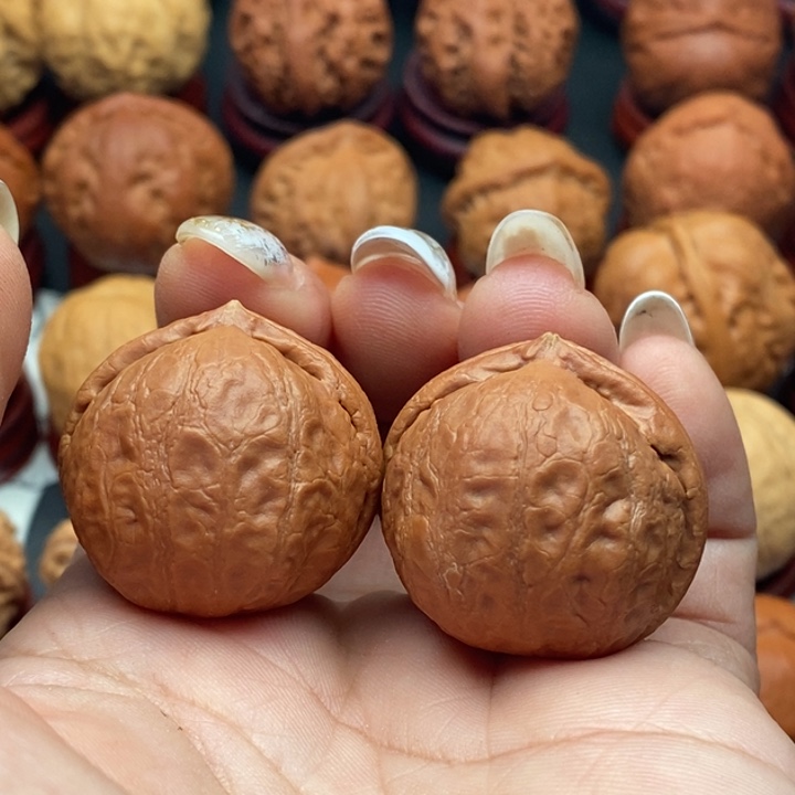 龙***印核桃精品文玩核桃手捻