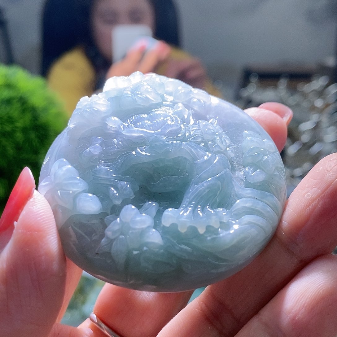 【闪购商品】翡翠未镶嵌颈饰虎