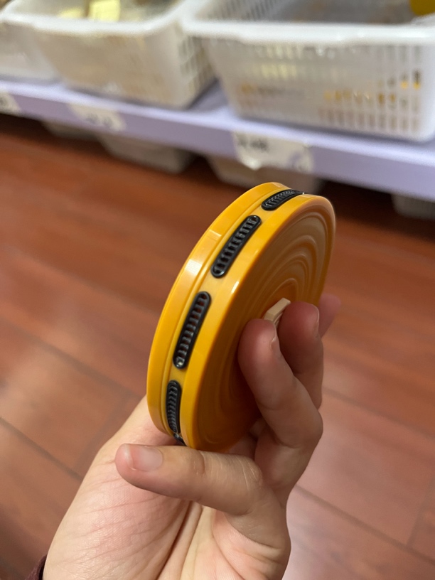 杨连平黑色窗万体