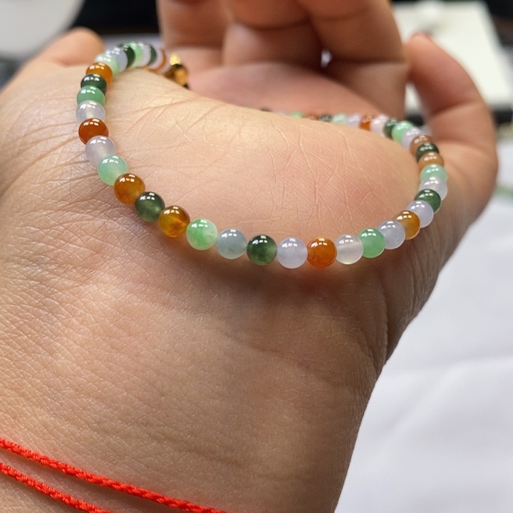 未镶嵌定制翡翠8卡3.8