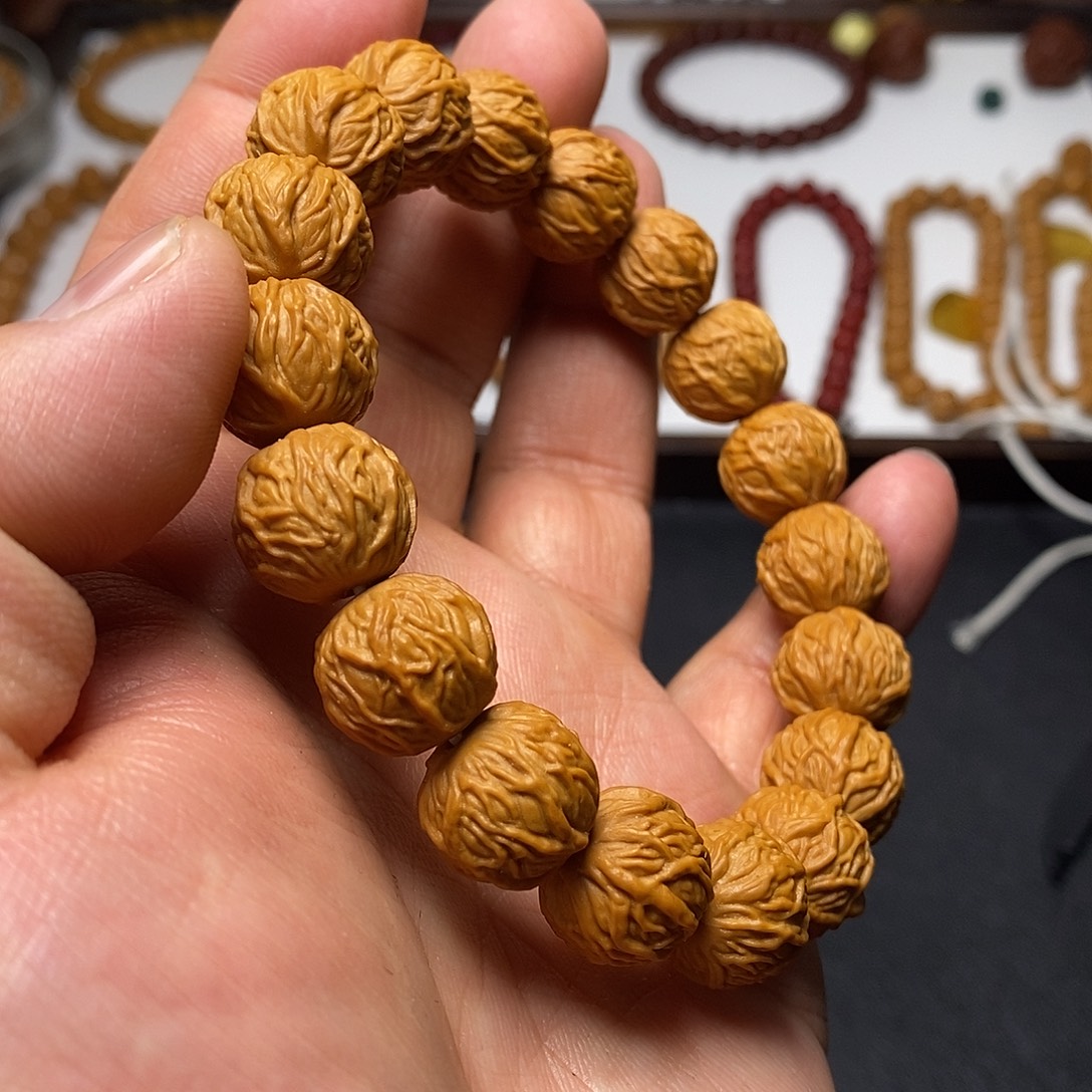 猴头核桃手串全品14左右毒液64号